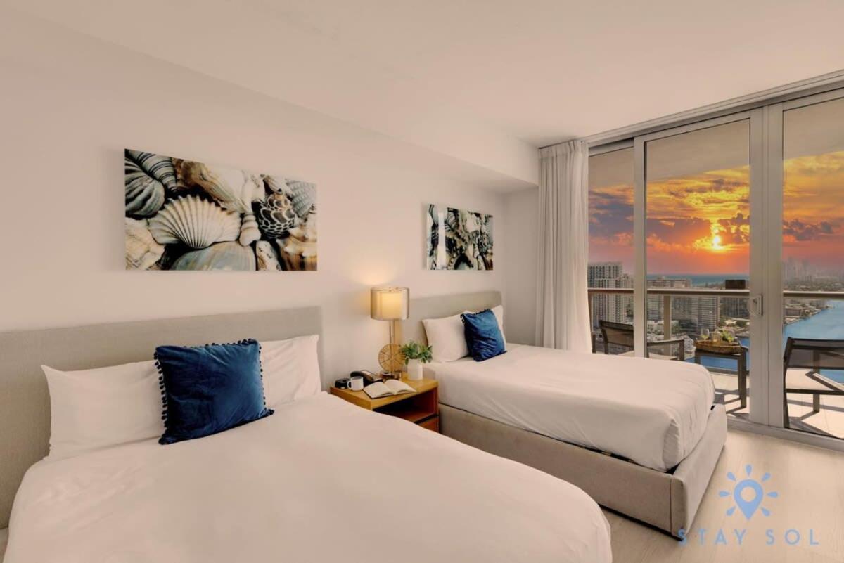 Amenities Balcony W Stunning Views-Beachfront Hallandale Beach Esterno foto